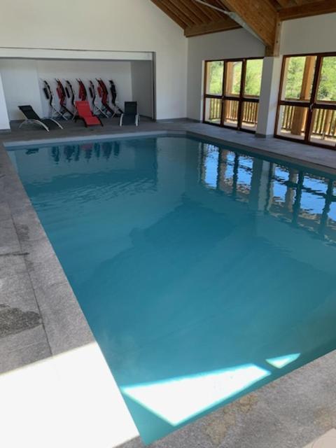 Appt Le Hameau Des Rennes 4 Etoiles Pieds Des Pistes Piscine Interieure Exterieure Apartment Vars  Exterior photo